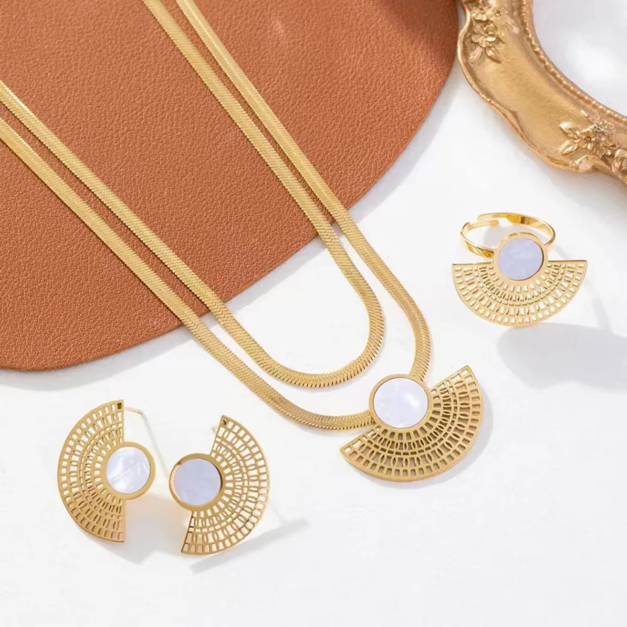 Stock limité - Collier inoxydable