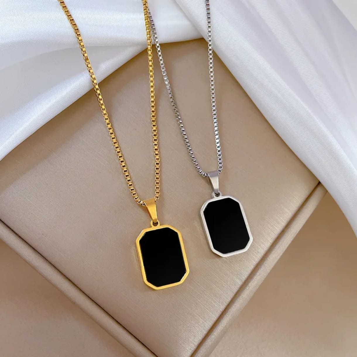 Stock limité - Collier inoxydable